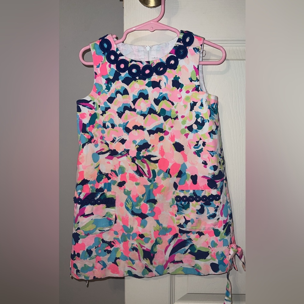 Lilly Pulitzer size 4